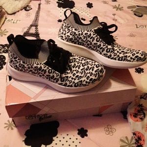 Skechers Bob's Memory Foam